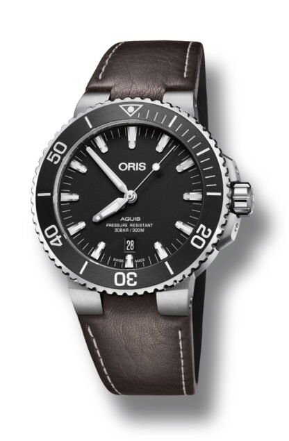 Oris Aquis Date Black