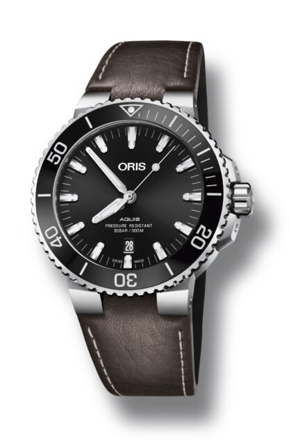 Oris Aquis Date Black