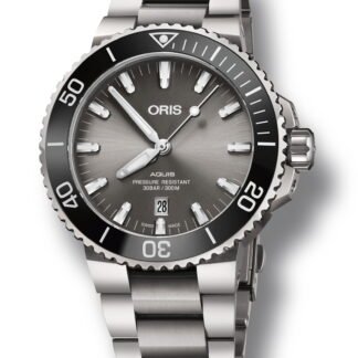 Oris Aquis Titanium Date Gray