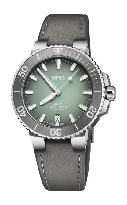 Oris Aquis Date Green